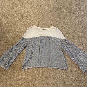 Zara summer top - lightweight with trumpet sleeves